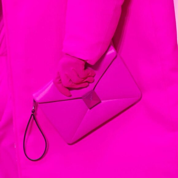 Valentino Garavani Rockstud Clutch Bag - Picture 5 of 6